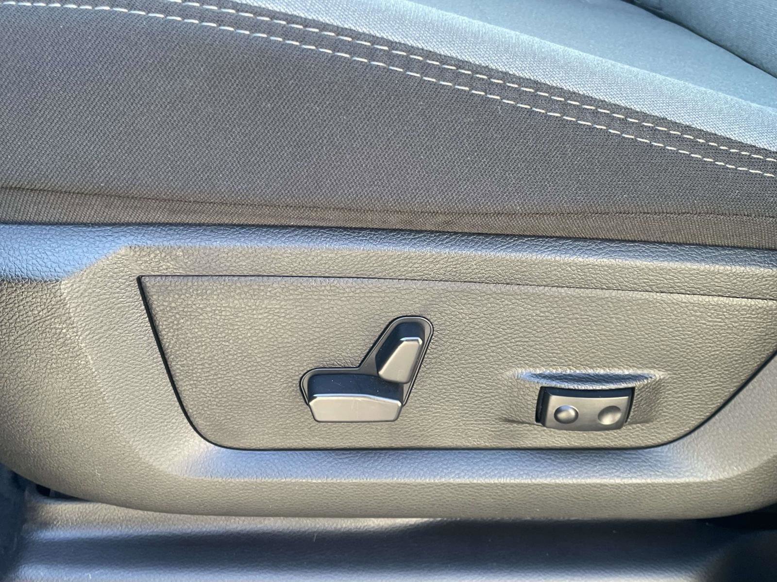 Used 2024 RAM 2500 Big Horn w/ Bed Utility Group image 13