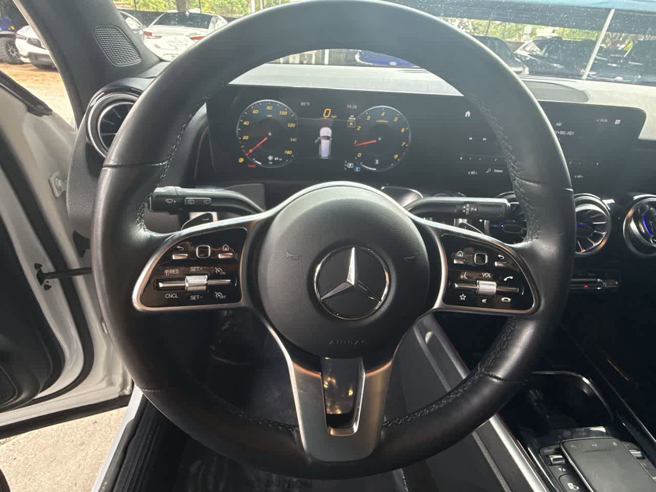 Used 2023 Mercedes-Benz GLB 250 image 15