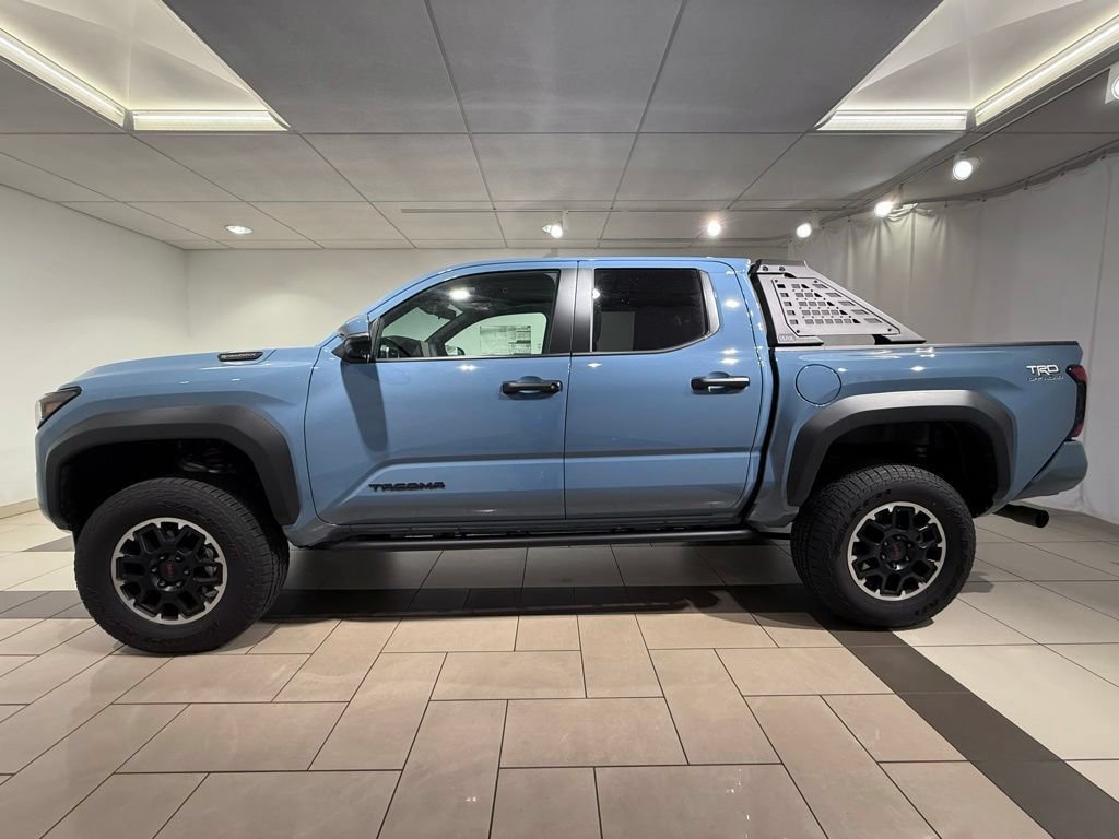 New 2026 Toyota Tacoma TRD Off-Road AWD/4WD image 3
