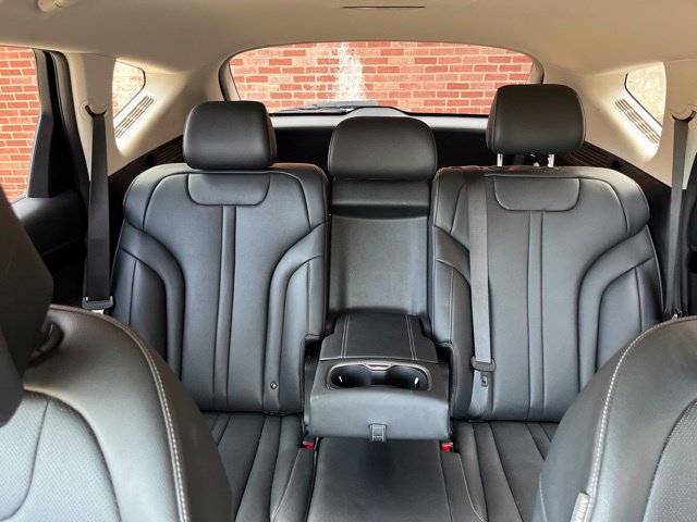 Used 2025 Genesis GV80 2.5T Standard AWD/4WD image 38
