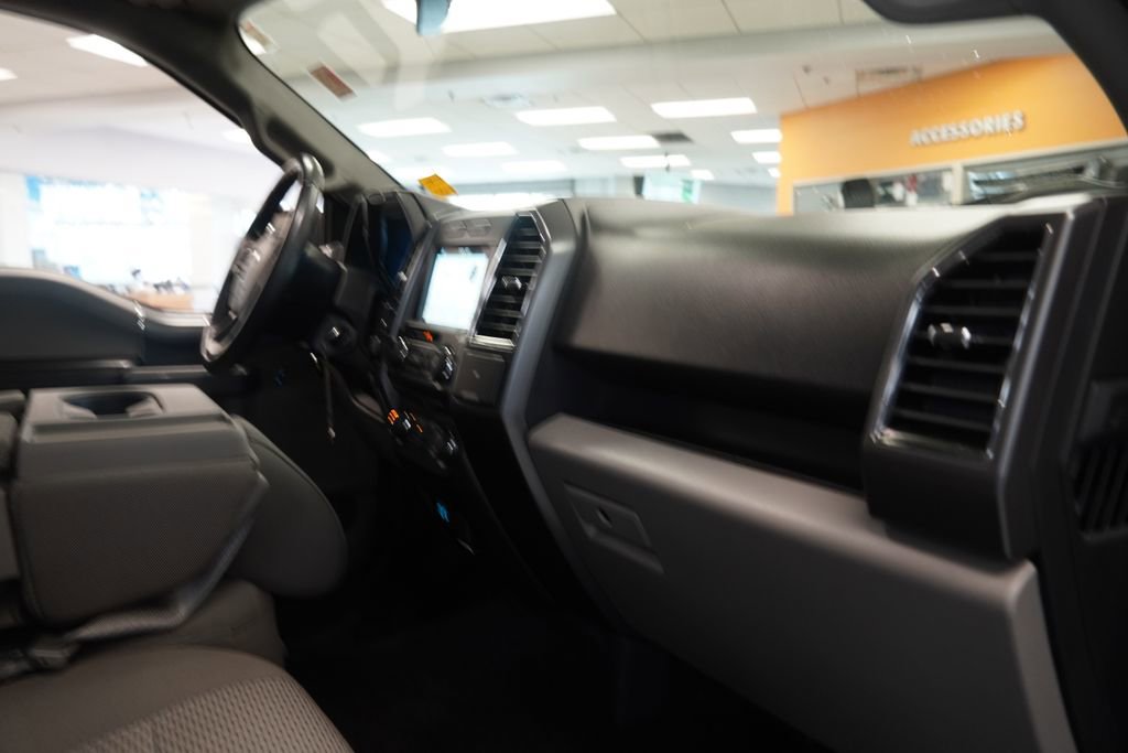 Used 2018 Ford F150 XLT w/ Equipment Group 302A Luxury image 25