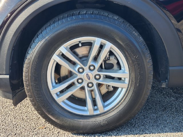 Used 2023 Ford Explorer XLT RWD image 10