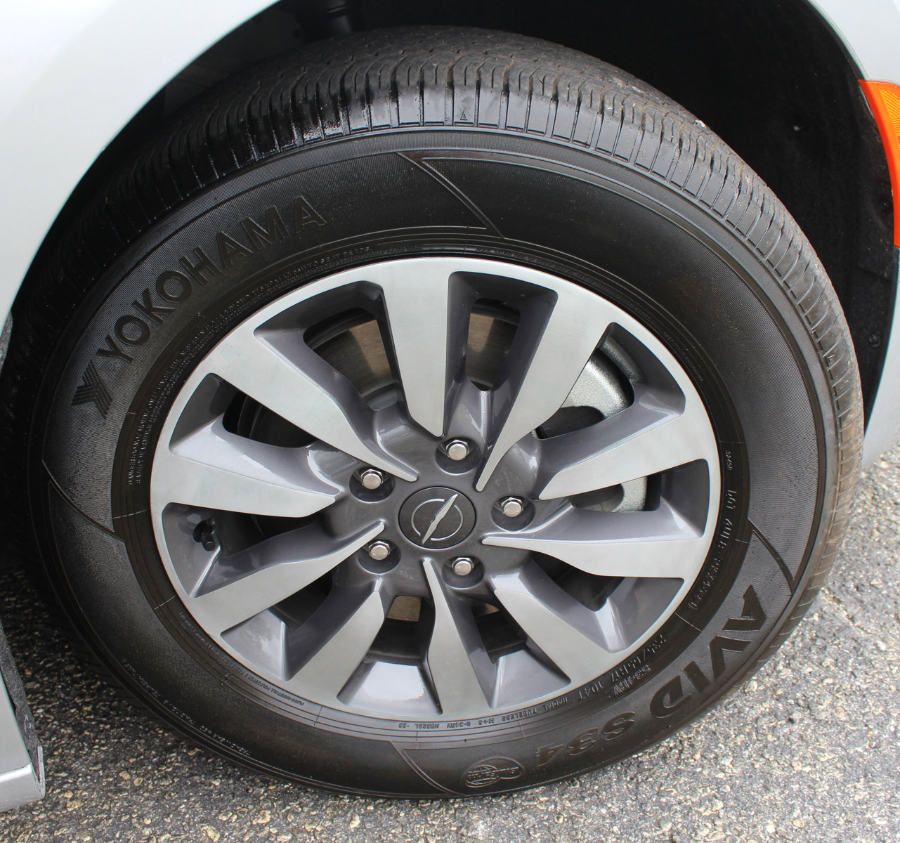 Used 2024 Chrysler Pacifica Select image 62