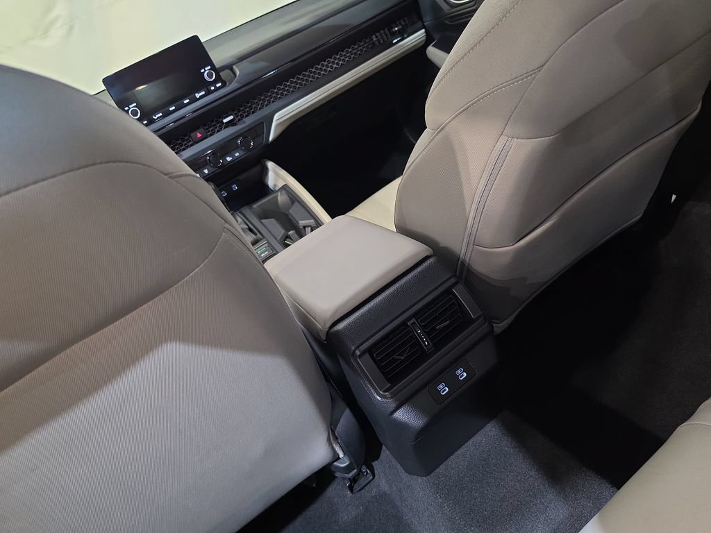 Used 2025 Honda Accord SE image 22