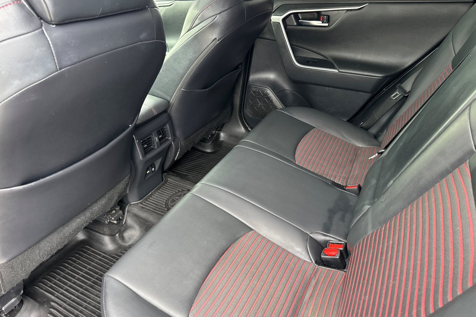 Certified 2021 Toyota RAV4 XSE AWD/4WD image 11