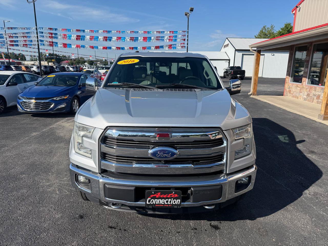 Used 2016 Ford F150 Lariat w/ Equipment Group 502A Luxury AWD/4WD image 10
