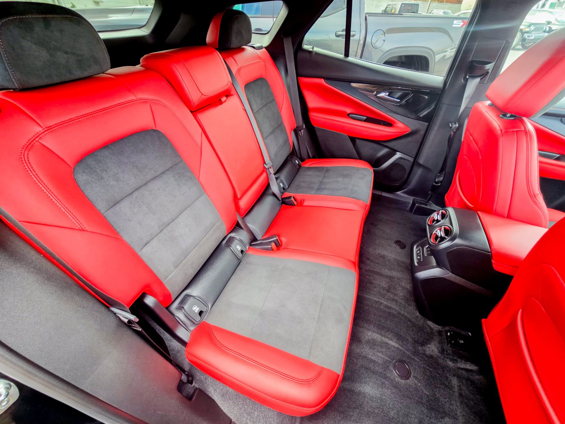 Used 2024 Chevrolet Blazer EV RS image 29