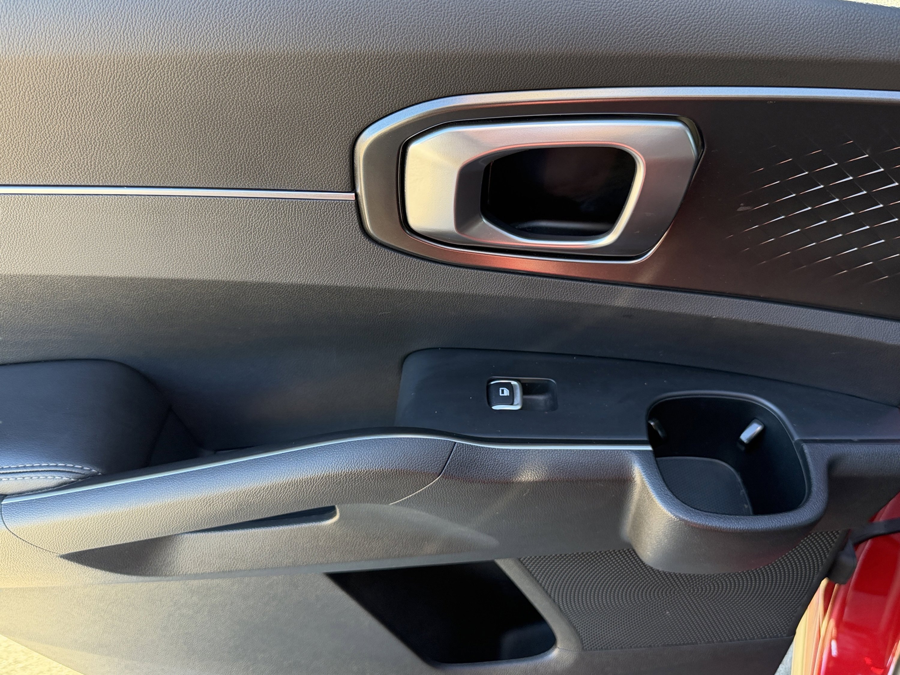 Used 2023 Kia Sorento EX image 26