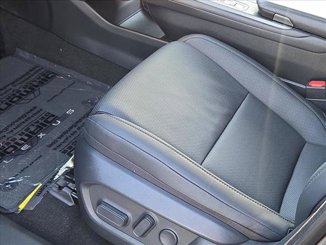 New 2026 Lexus ES 500e w/ Convenience Package AWD/4WD image 4