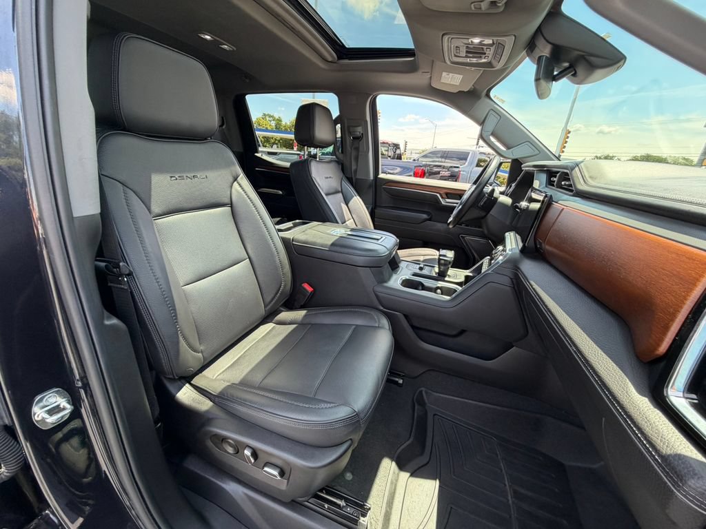 Used 2022 GMC Sierra 1500 Denali AWD/4WD image 18
