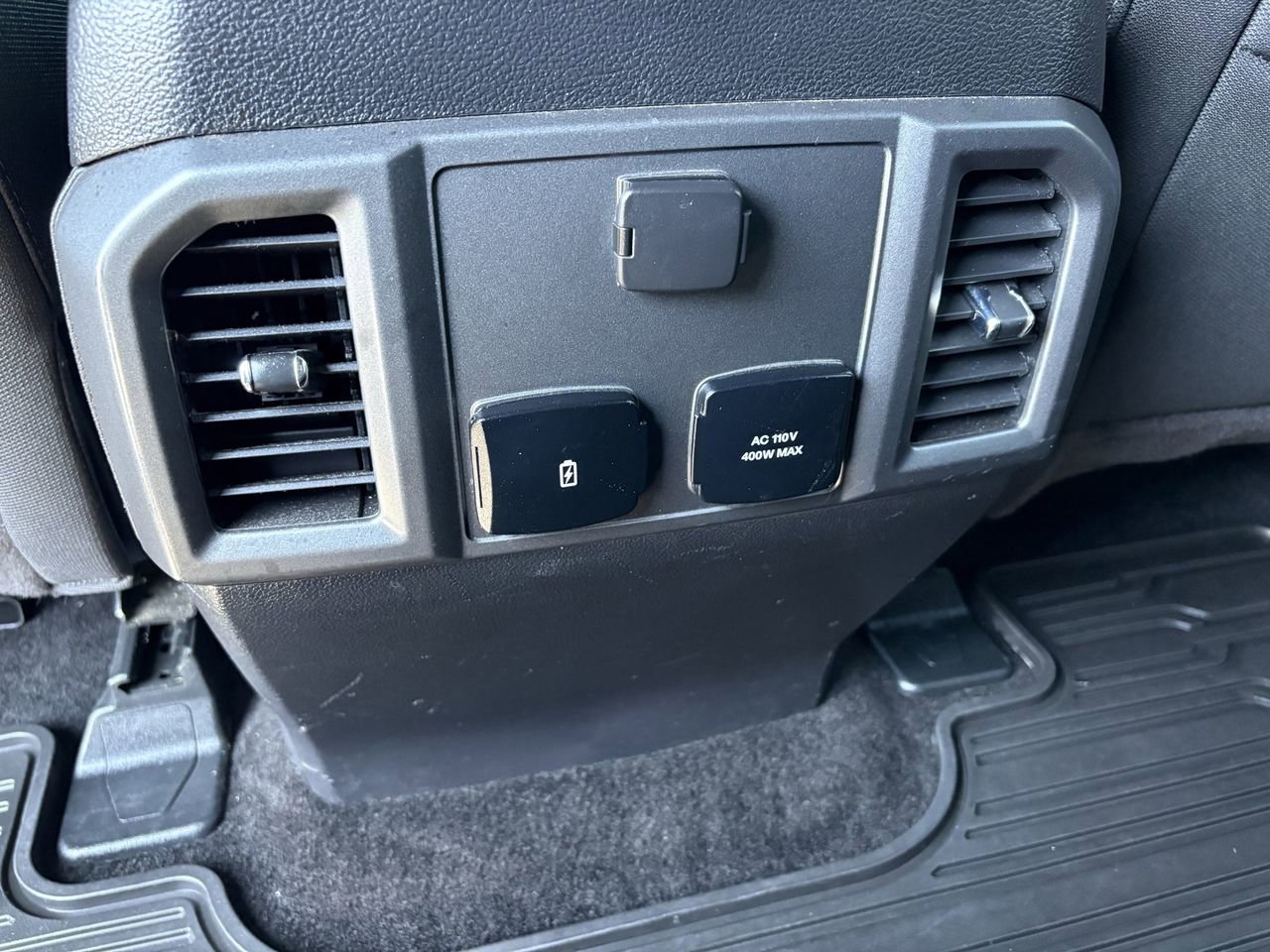 Used 2018 Ford F150 XLT w/ Equipment Group 302A Luxury AWD/4WD image 23