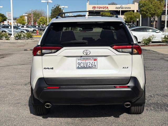 Certified 2022 Toyota RAV4 XLE Premium FWD image 4