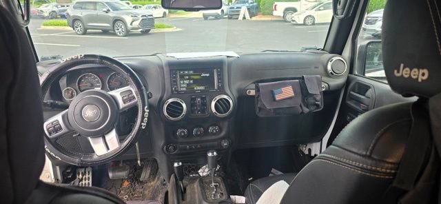 Used 2015 Jeep Wrangler Unlimited Sport AWD/4WD image 13