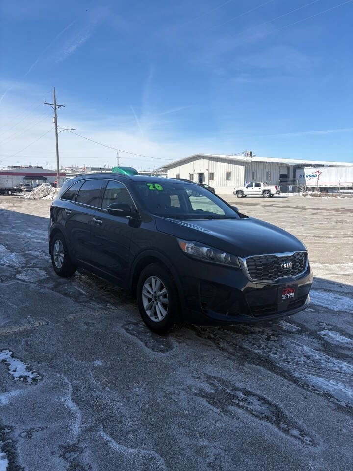 Used 2020 Kia Sorento LX w/ LX I4 Convenience Package image 2