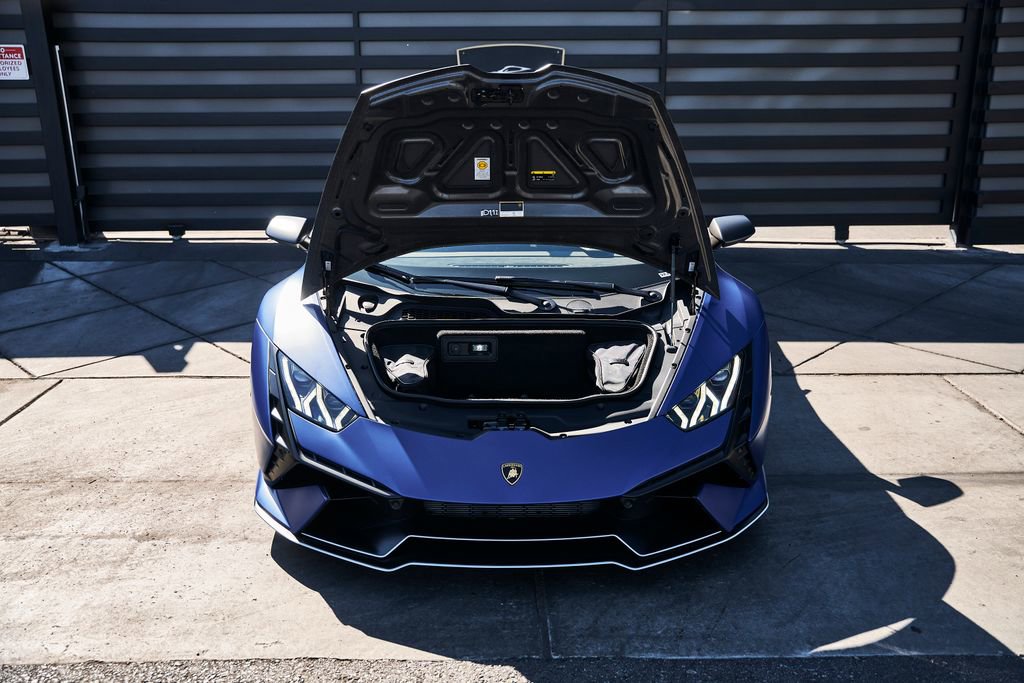 Used 2023 Lamborghini Huracan Tecnica image 18