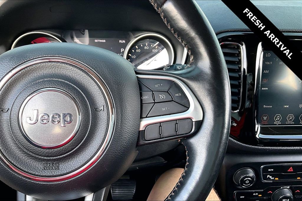 Used 2018 Jeep Compass Limited image 12