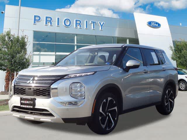 Used 2024 Mitsubishi Outlander SE AWD/4WD image 1
