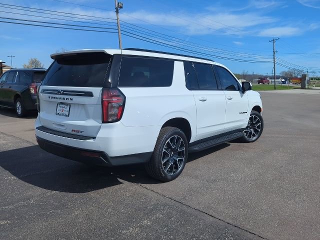 Used 2023 Chevrolet Suburban RST w/ Luxury Package image 7
