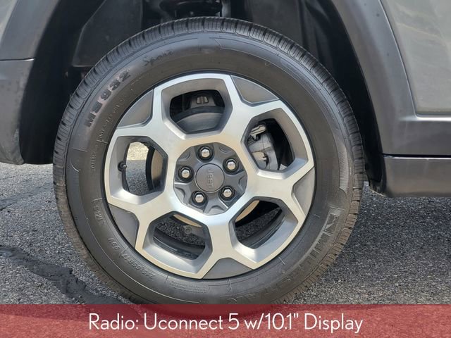 Used 2022 Jeep Compass Trailhawk w/ Sun and Sound Group AWD/4WD image 6