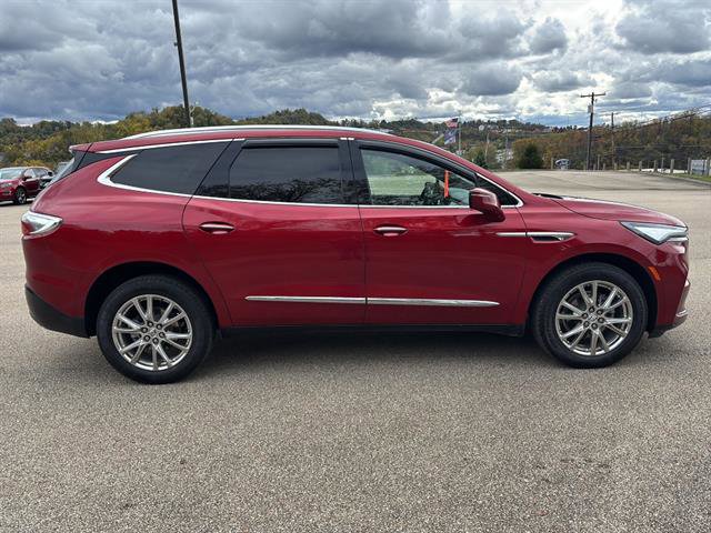 Used 2023 Buick Enclave Essence w/ Experience Buick Package image 5