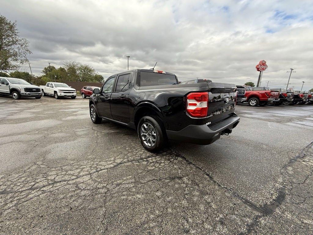 New 2025 Ford Maverick XLT image 4