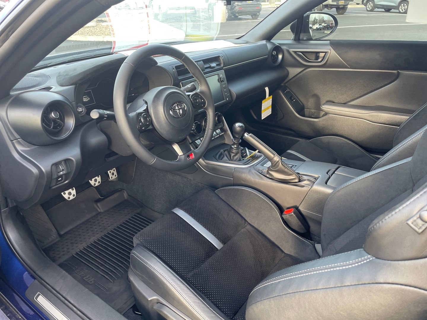 Certified 2025 Toyota GR86 Premium image 11