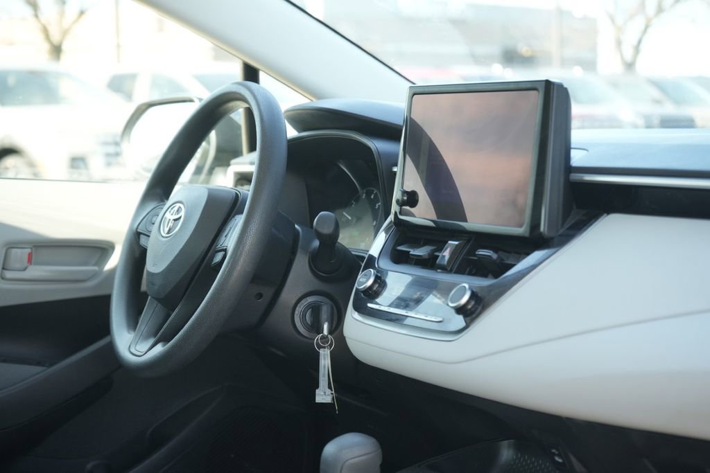 Used 2024 Toyota Corolla XLE image 13