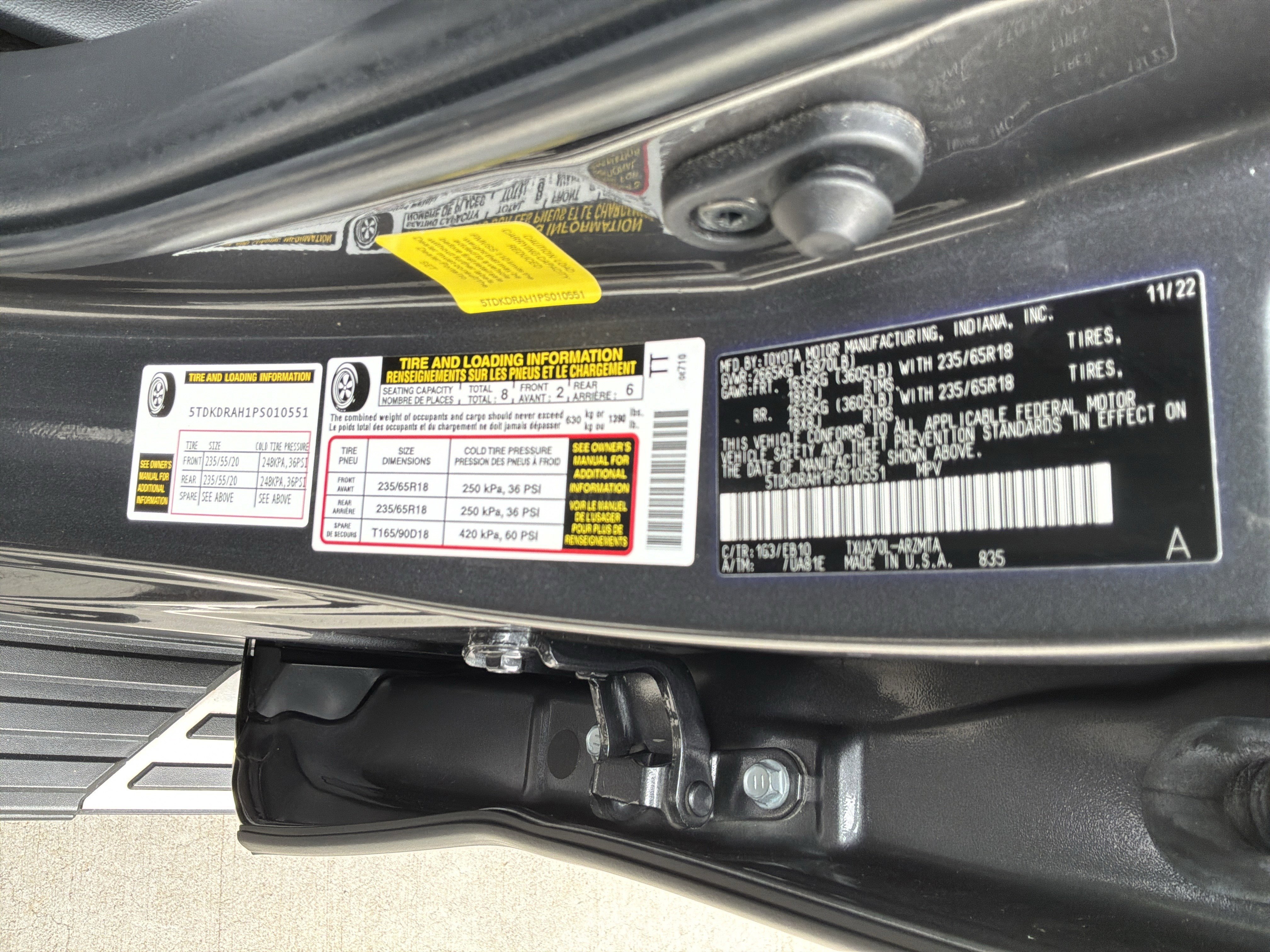 Used 2023 Toyota Highlander XLE FWD image 37