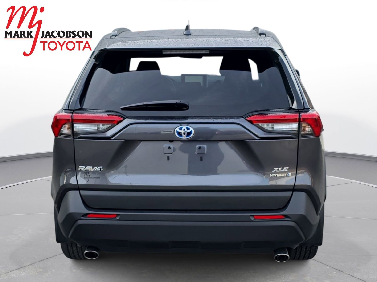 Used 2024 Toyota RAV4 XLE image 11