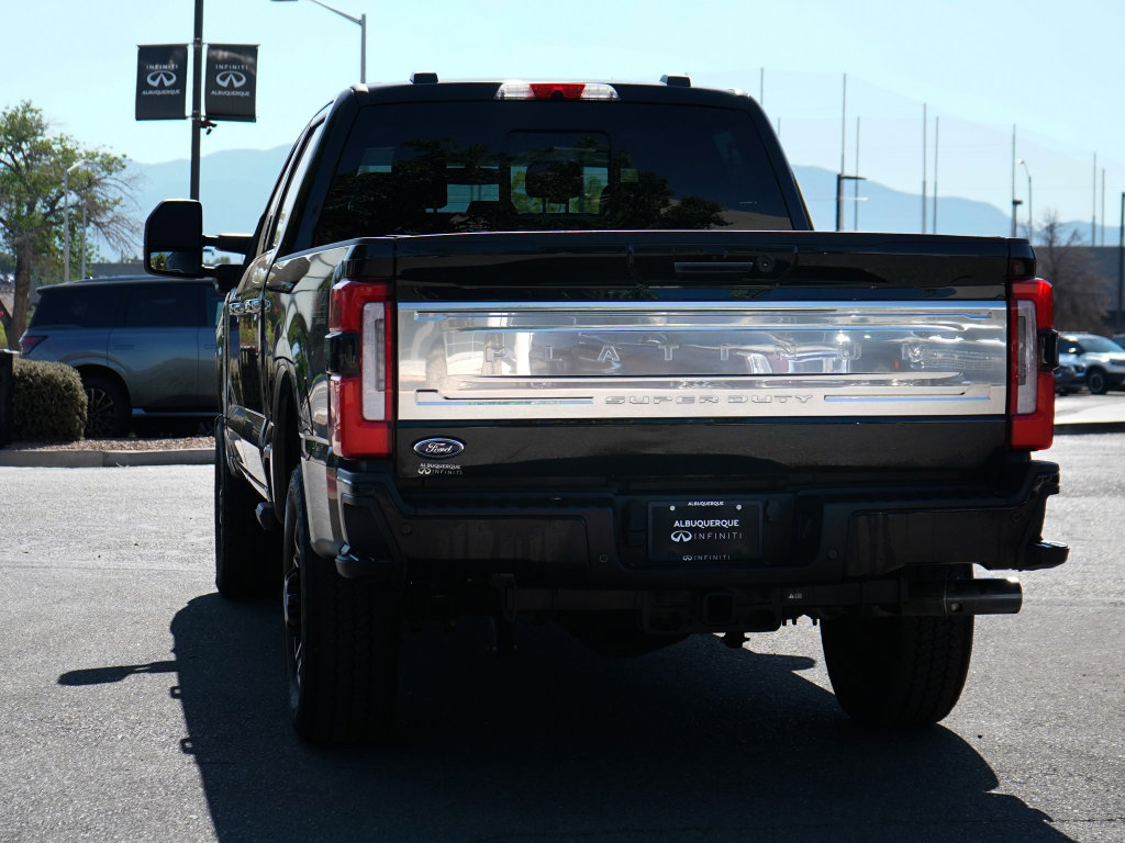 Used 2024 Ford F350 Platinum w/ FX4 Off-Road Package AWD/4WD image 9
