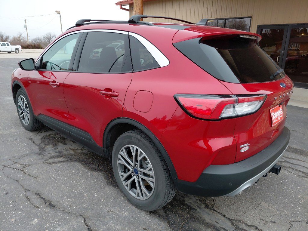 Used 2021 Ford Escape SEL w/ Class II Trailer Tow Package image 8