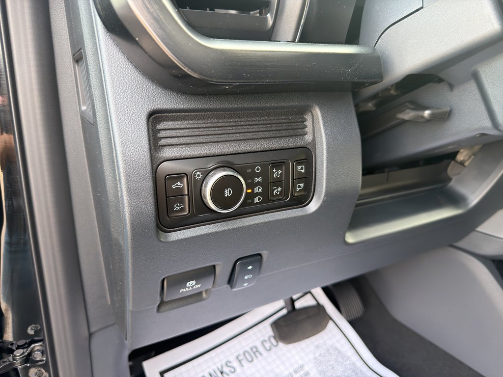 New 2026 Ford F250 Lariat w/ Lariat Premium Package AWD/4WD image 27