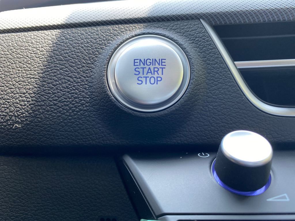 New 2024 Hyundai Sonata SEL w/ Convenience Package image 11