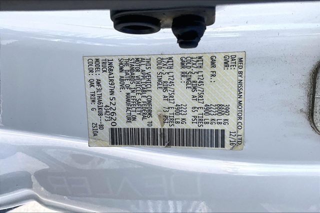 Used 2017 Nissan Titan SV RWD image 28