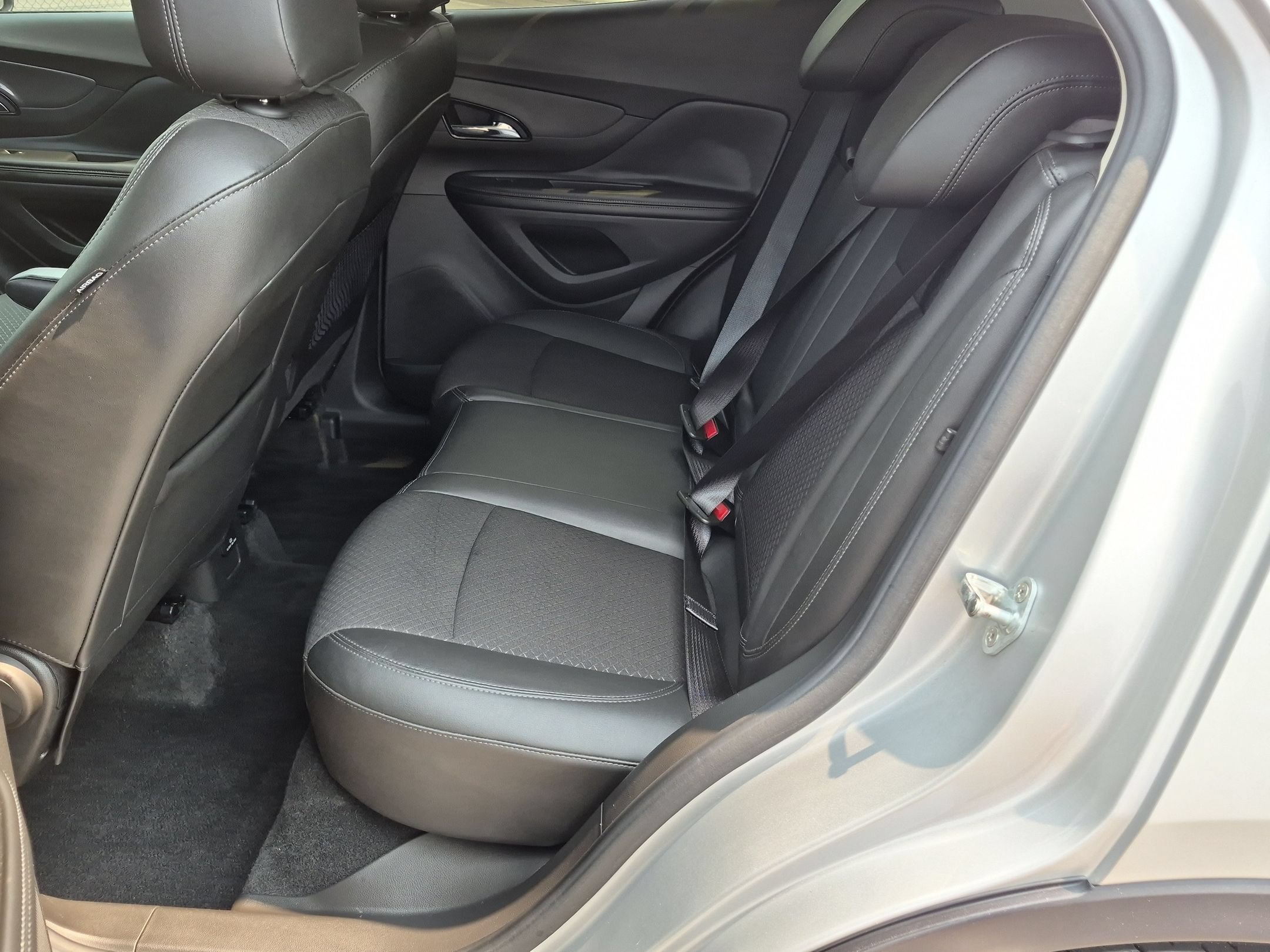 Certified 2019 Buick Encore Preferred w/ Safety Package FWD image 23