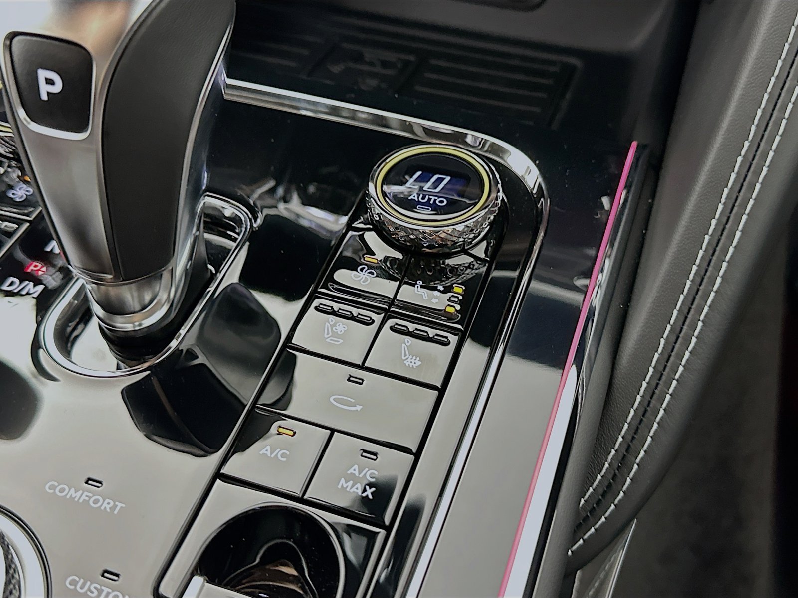 New 2026 Bentley Flying Spur V8 AWD/4WD image 61