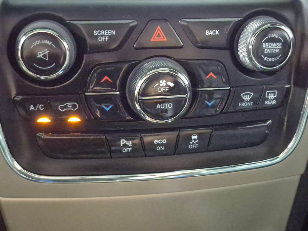 Used 2014 Jeep Grand Cherokee Limited AWD/4WD image 21