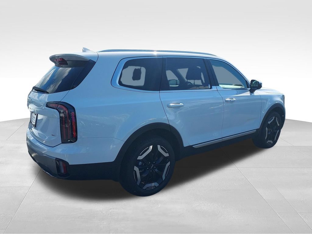 Certified 2025 Kia Telluride EX w/ EX Captain's Chair Package AWD/4WD image 5