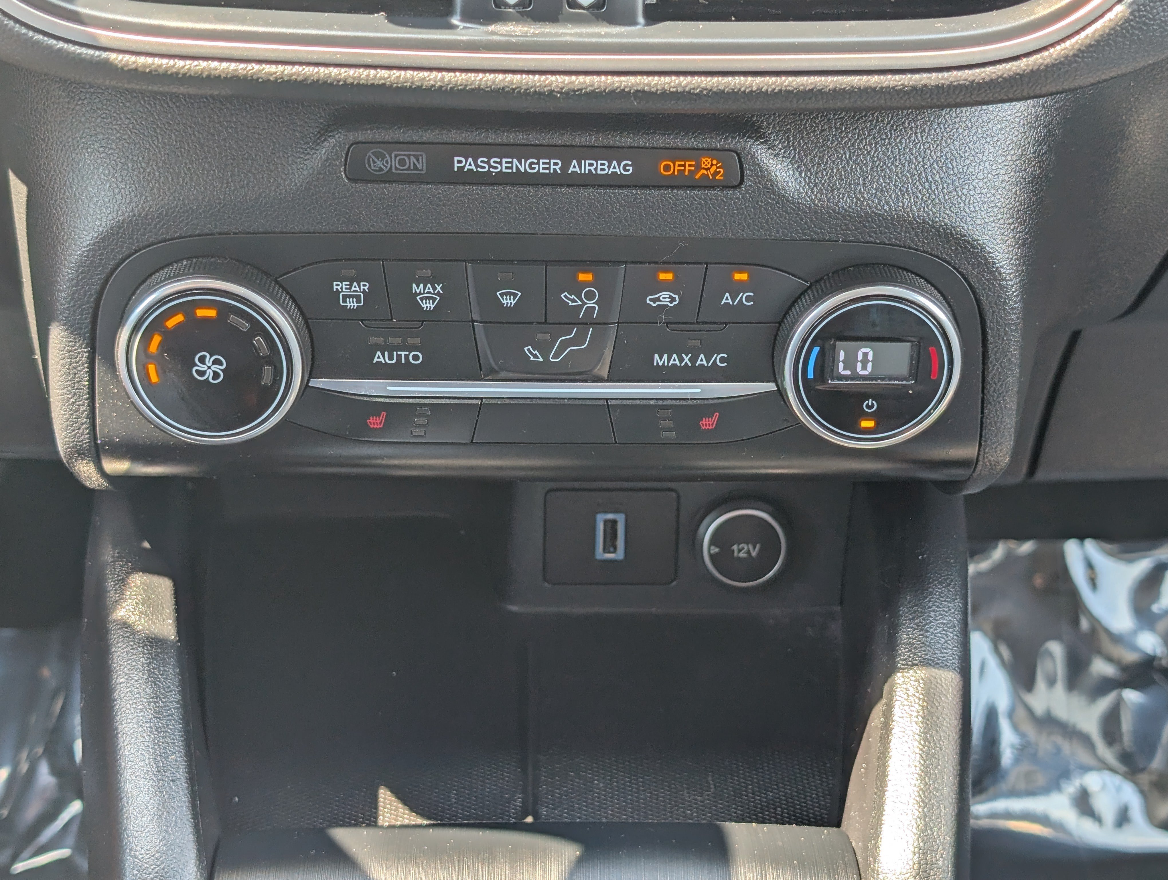 Certified 2020 Ford Escape SE AWD/4WD image 23