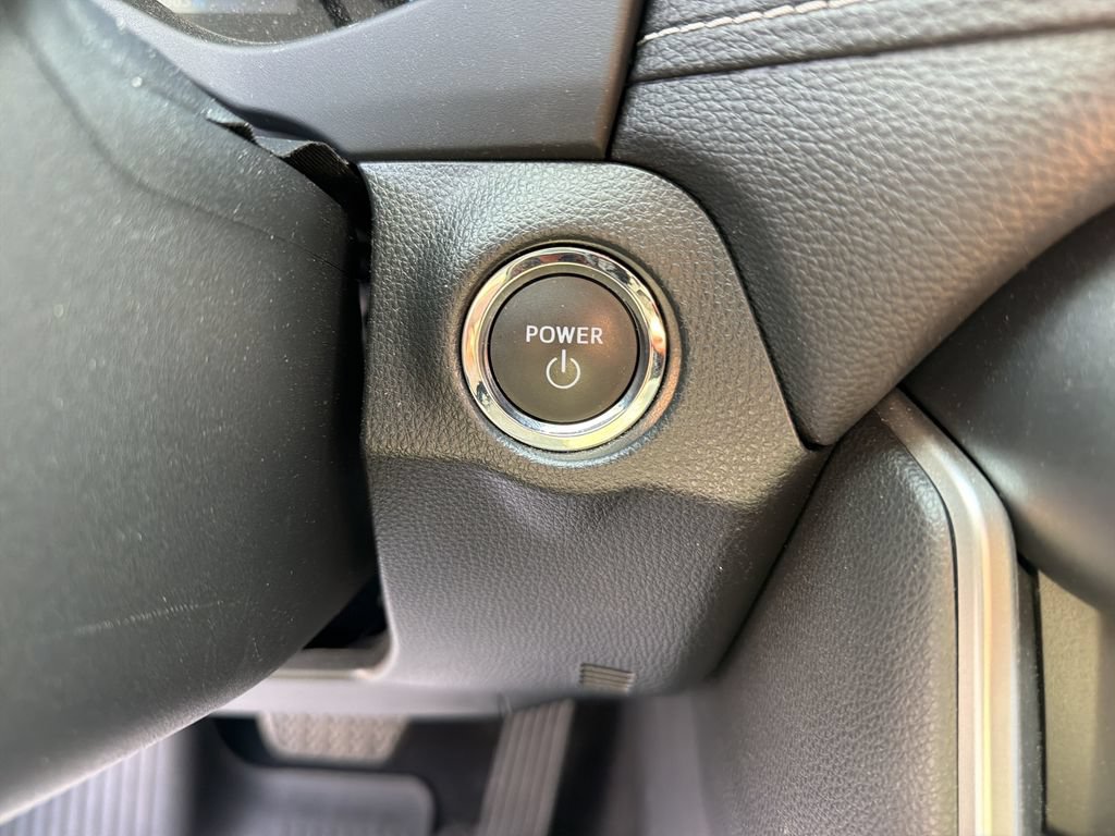 Used 2025 Toyota RAV4 XLE w/ Convenience Package AWD/4WD image 24