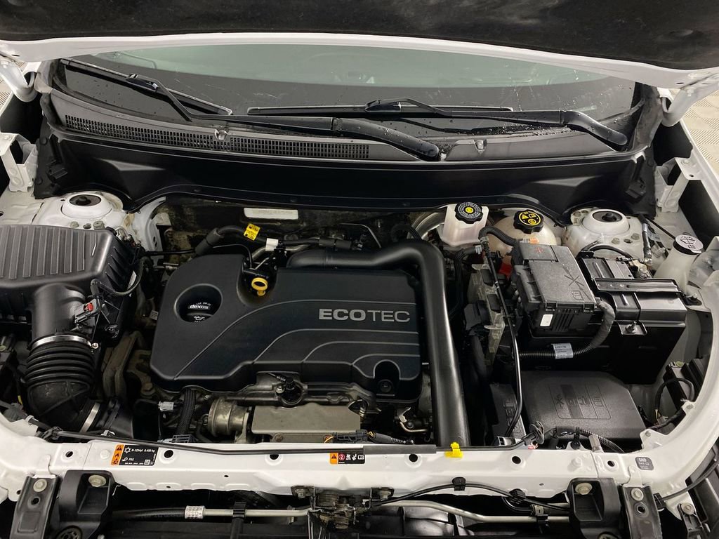 Used 2020 Chevrolet Equinox LT w/ Driver Convenience Package image 23