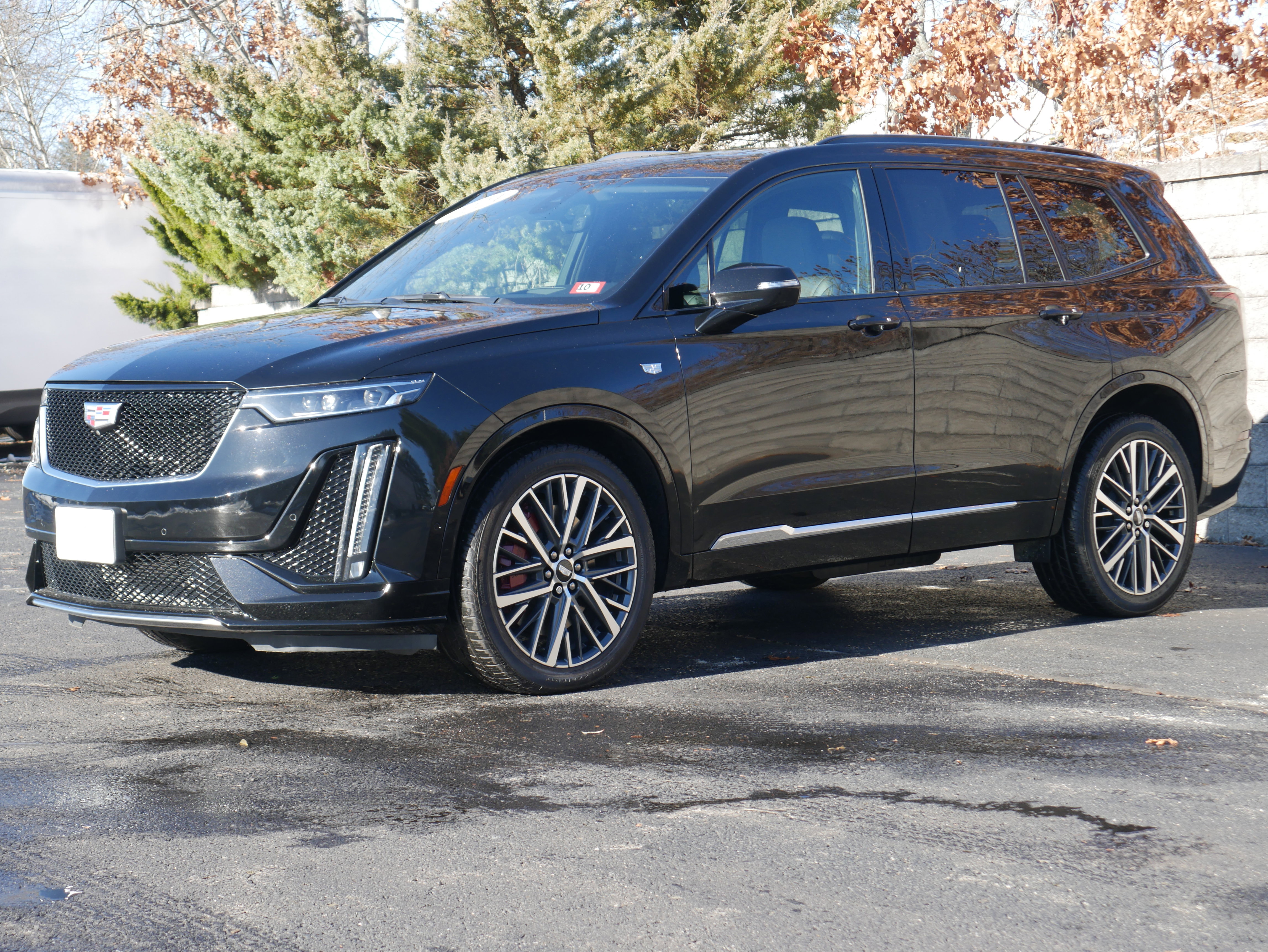 Certified 2024 Cadillac XT6 Sport w/ Technology Package image 1
