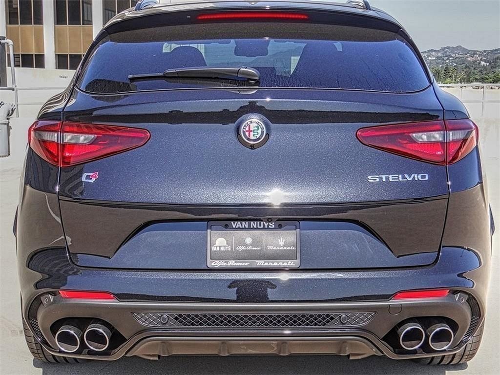 New 2023 Alfa Romeo Stelvio Quadrifoglio image 26