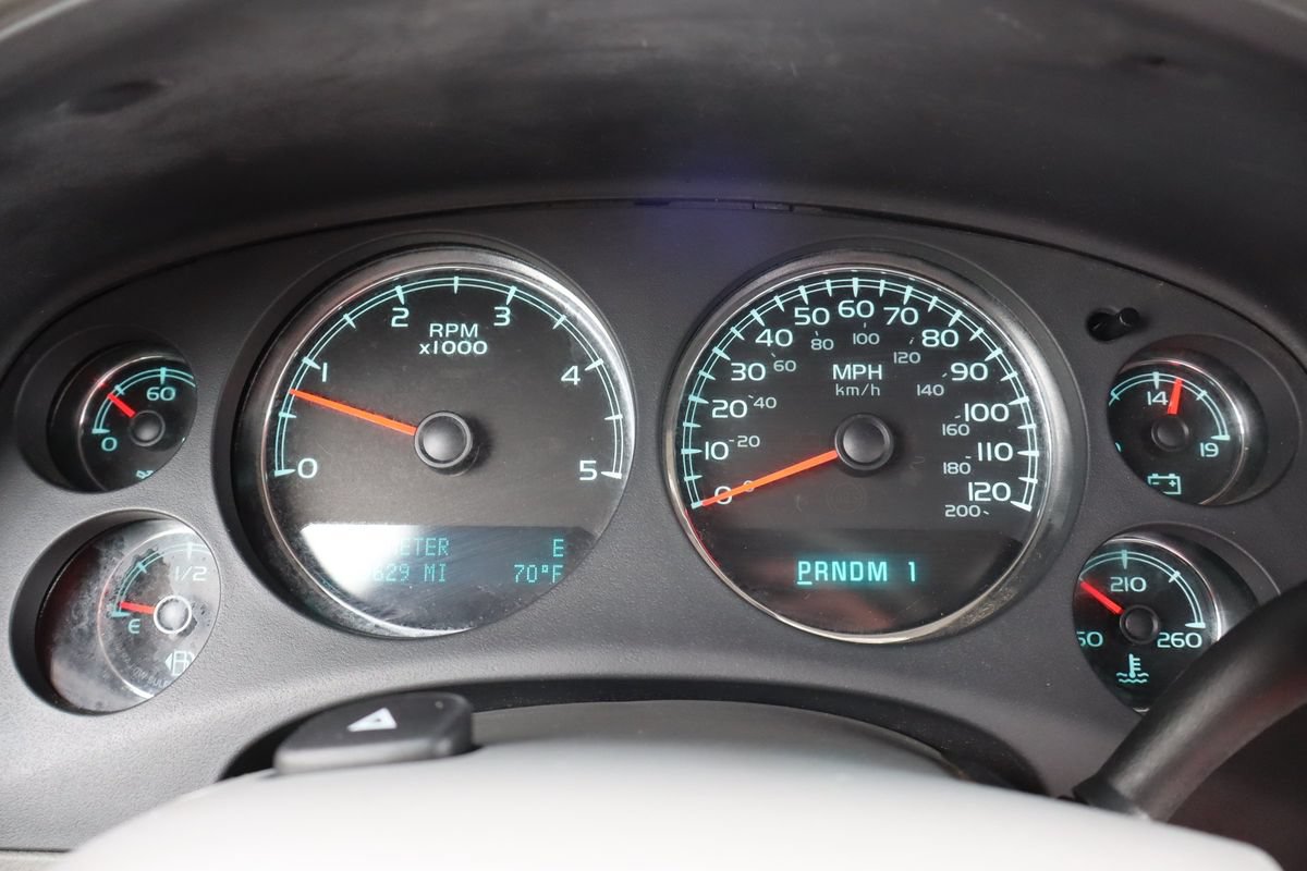 Used 2009 Chevrolet Silverado 2500 LTZ w/ LTZ Plus Package AWD/4WD image 33