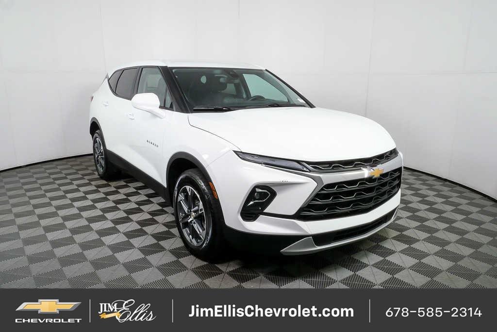 Certified 2025 Chevrolet Blazer LT FWD image 24