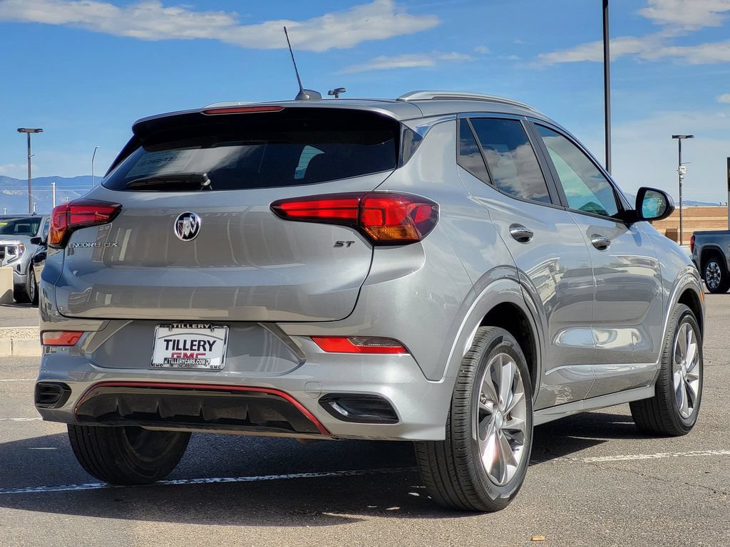 Used 2023 Buick Encore GX Select w/ Sport Touring Package FWD image 7