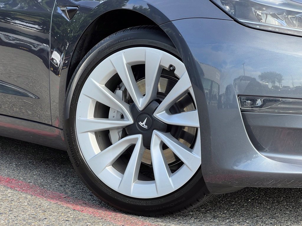 Used 2023 Tesla Model 3 Standard Range RWD image 2