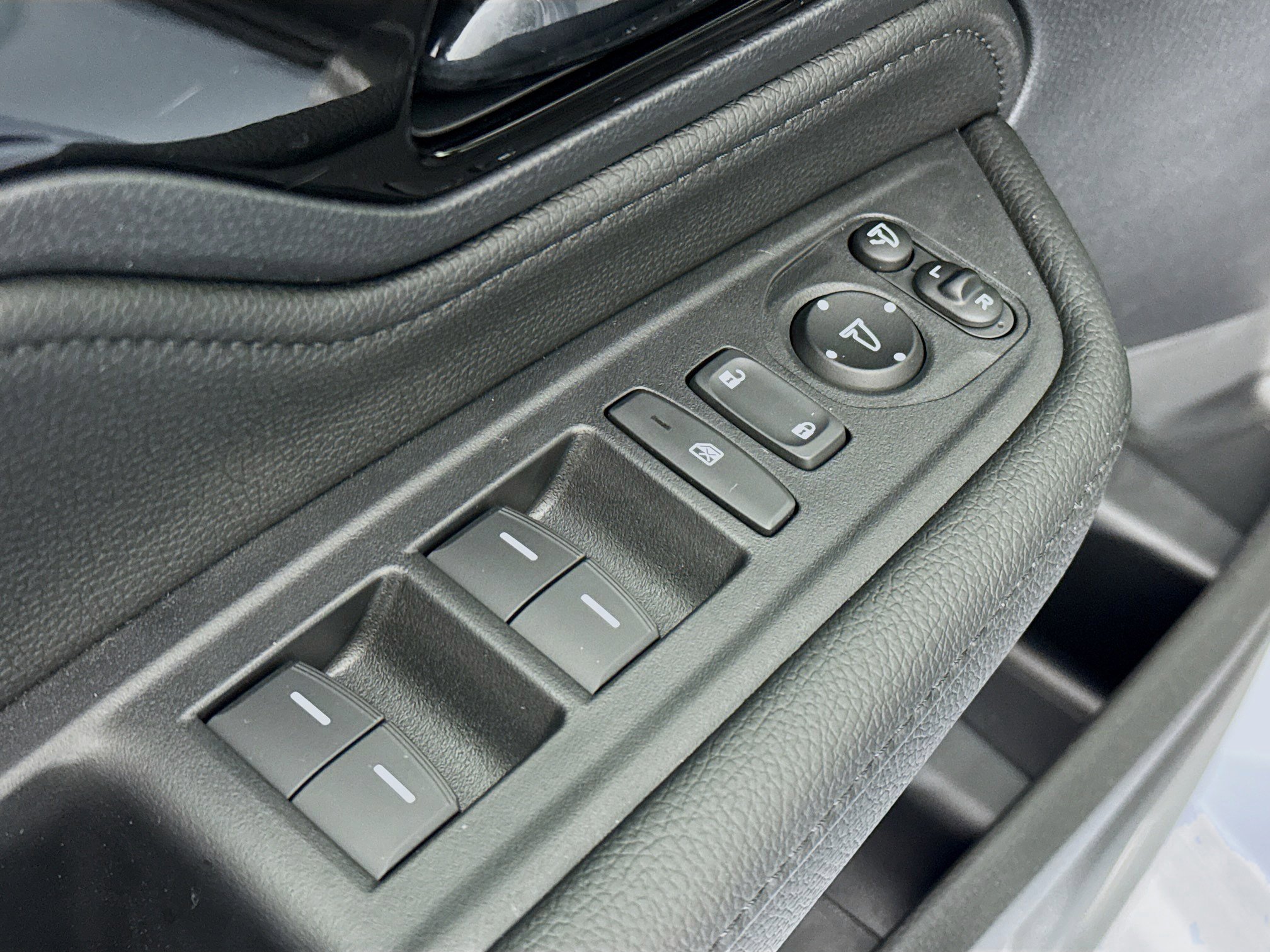 New 2026 Honda Odyssey Elite image 18