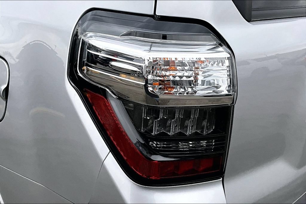Used 2023 Toyota 4Runner Limited RWD image 22