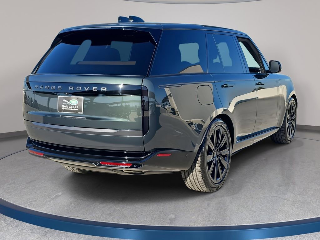 New 2026 Land Rover Range Rover SE image 5